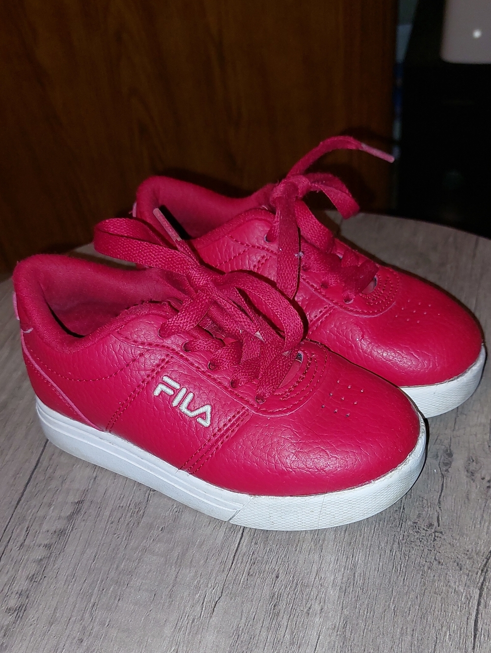 Fila Kids Bright Pink Low-Top Sneakers